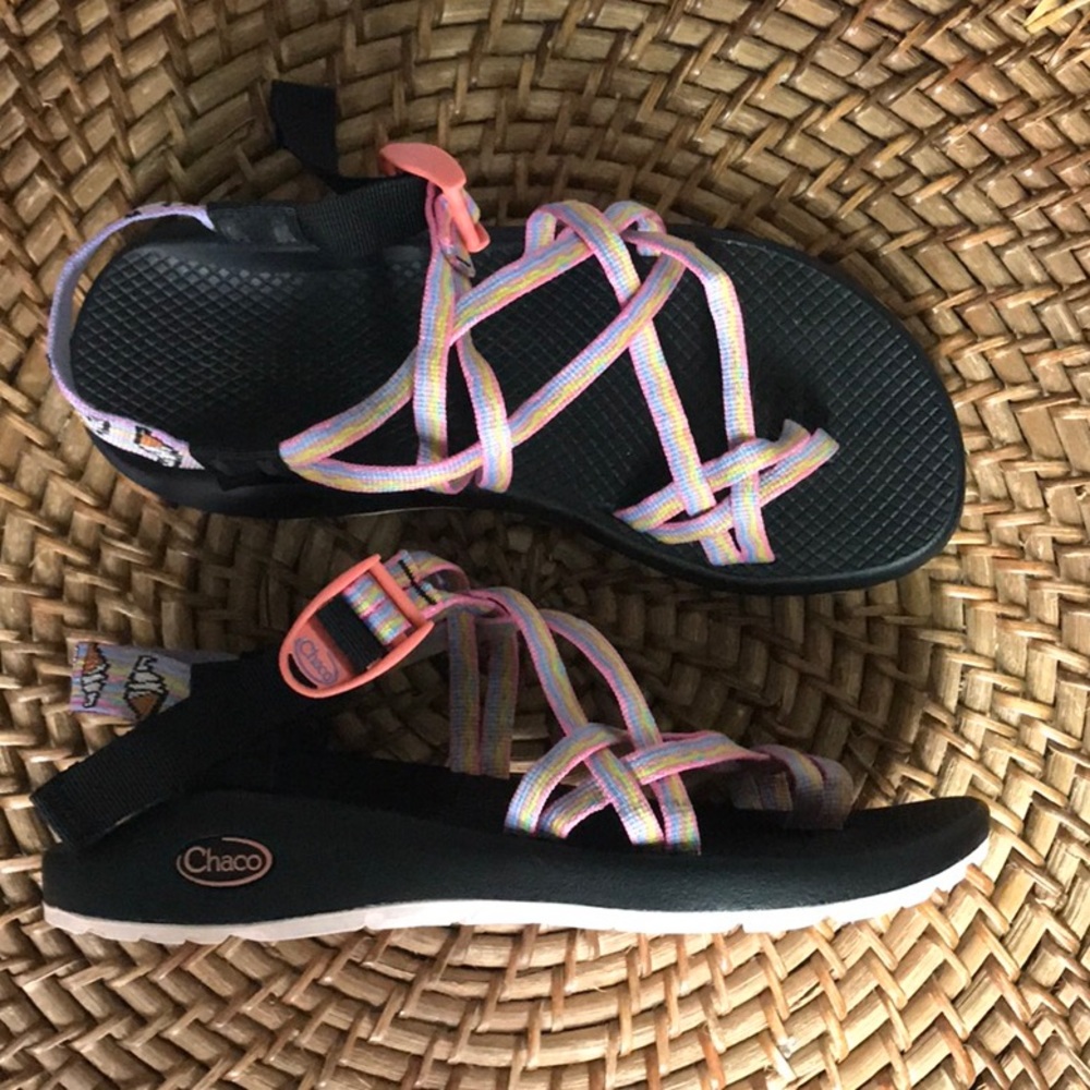 🍦CHACO ZX/2 ICECREAM SANDALS 9🍦